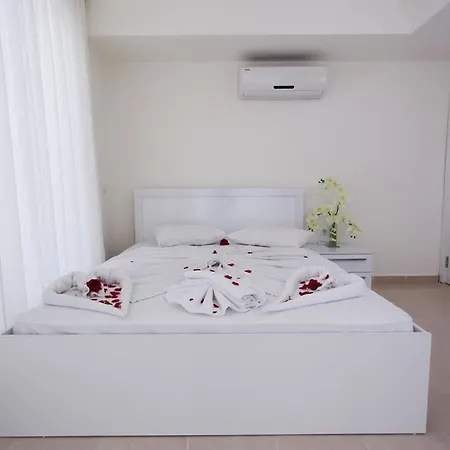 Vilă Orka Golden Heights 15 *
