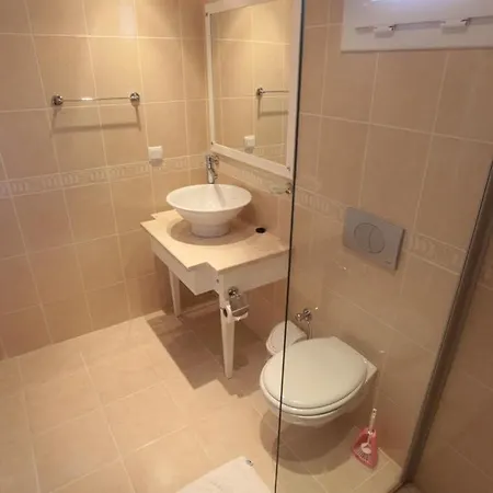 Vilă Orka Golden Heights 15 *